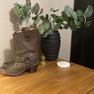 Frye boots size 7.5